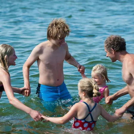 Holiday Strandgardsvej Iv